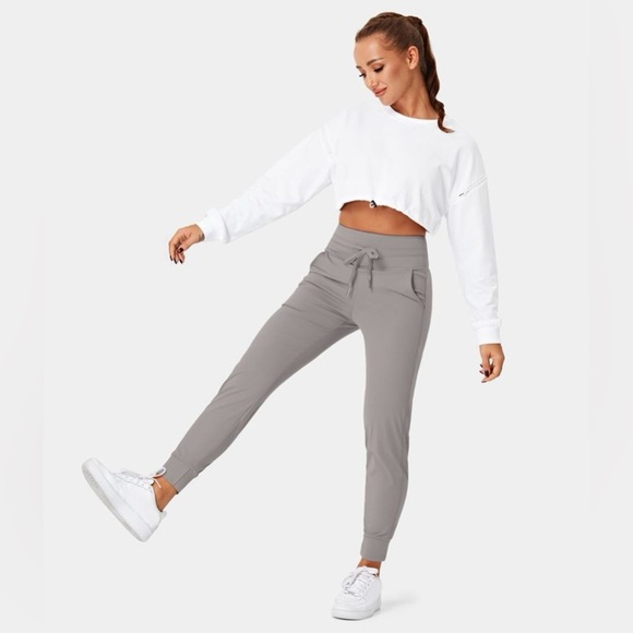 Halara Grey PETITE High Waisted Drawstring Cool Touch Joggers-UPF50+!! NEW!!🩶🩶 - Picture 1 of 16